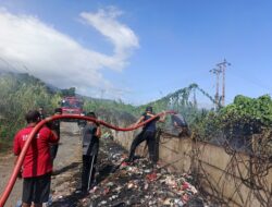 Gerak Cepat, Polsek Ranowulu Padamkan Api Disekitar Tol