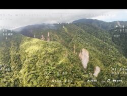 Pantauan Drone Karhutla Kawasan Gunung Awu: Titik Api 1,3 Kilometer dari Perkebunan Warga Kendahe Padam, Sisa Dua Titik di Atas Tebing Jurang